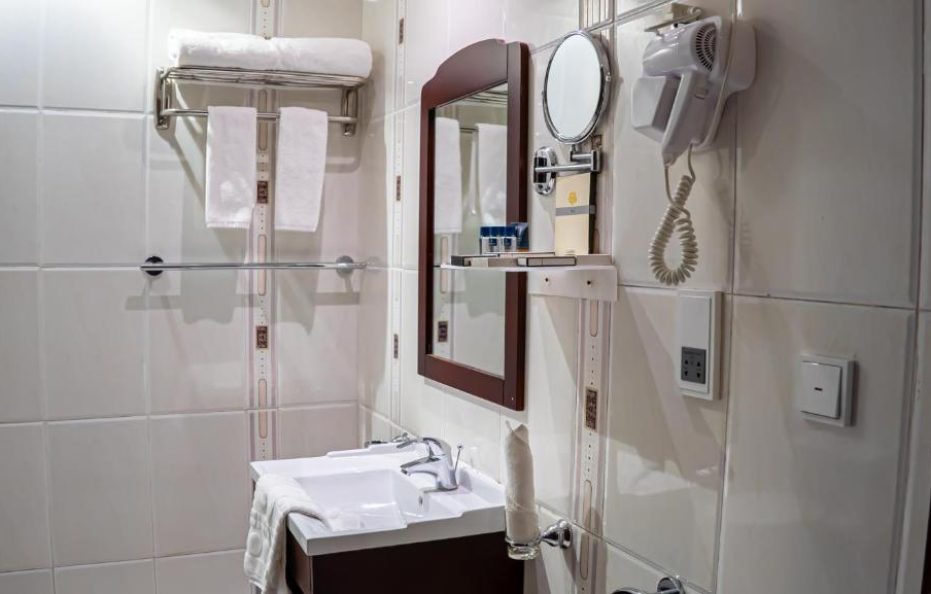 فندق أبراج الريان العزيزية