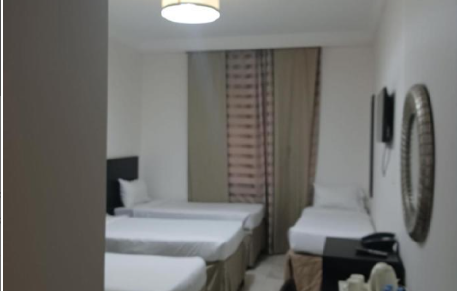 فندق حسين بياري